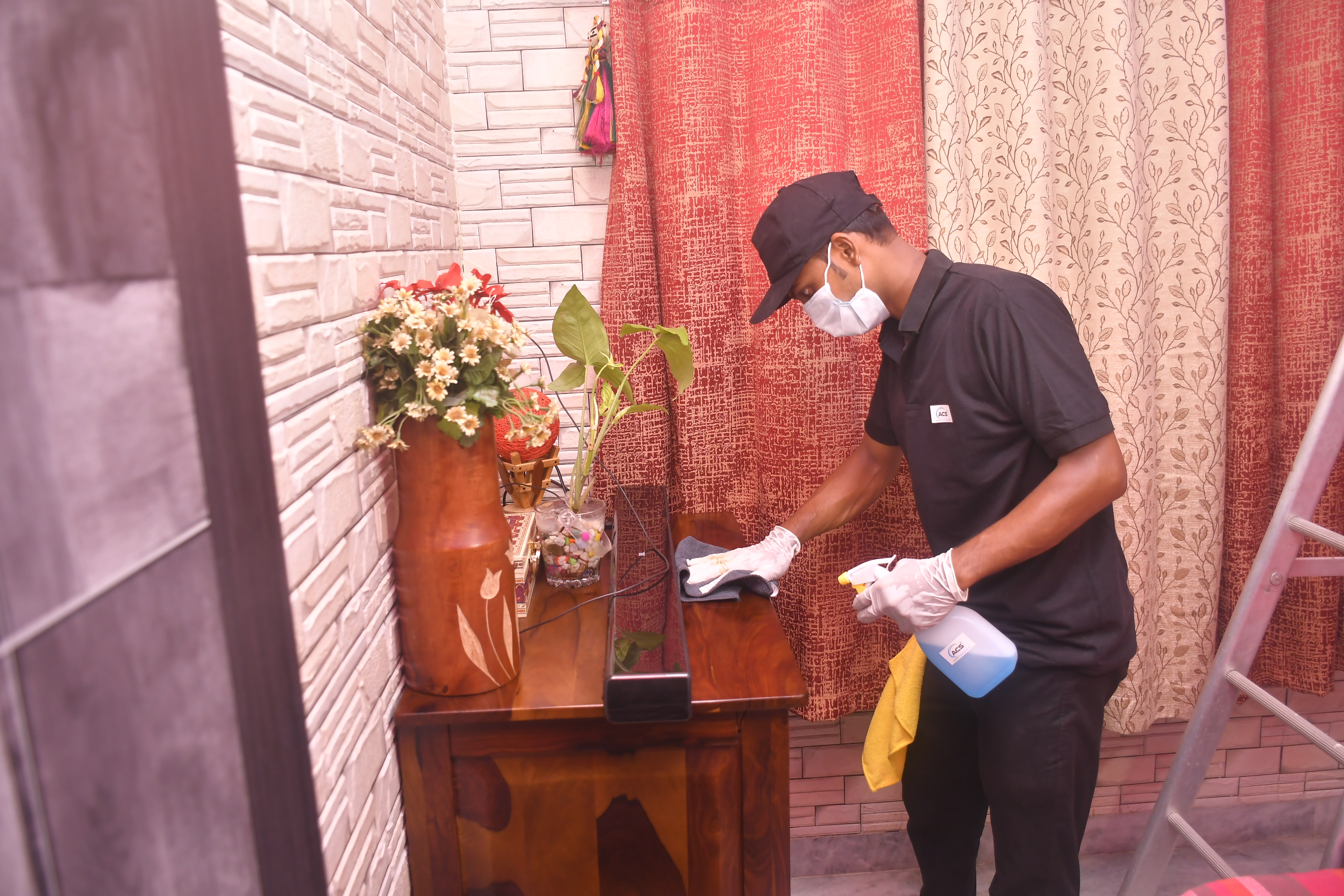 5 BHK apartment unfurnished